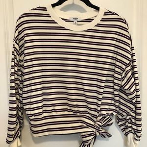 Kensie Jeans White and Pink Sweater